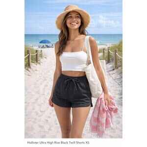 Hollister Women’s XS Black Ultra High Rise Chino Shorts Pull-On EUC